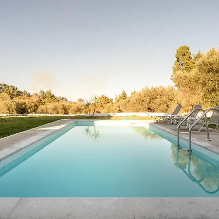Eight Olives Luxury Villas-private Pool