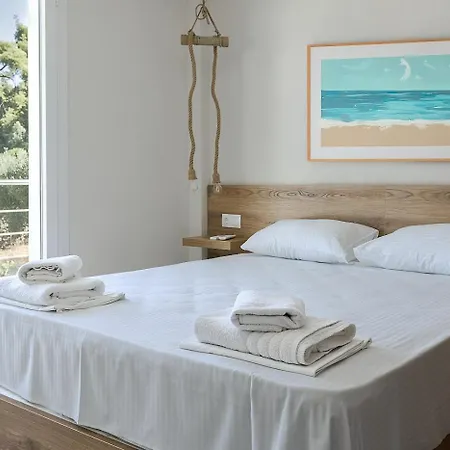 Villa Eight Olives Luxury Villas-private Pool Kriopijí